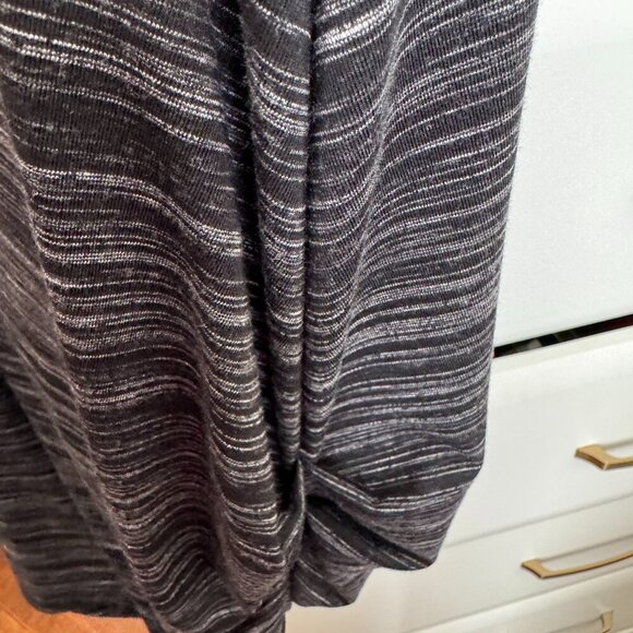 Athleta Downtown Dress – Black/Gray Stripe – Size Large - Picture 4 of 5